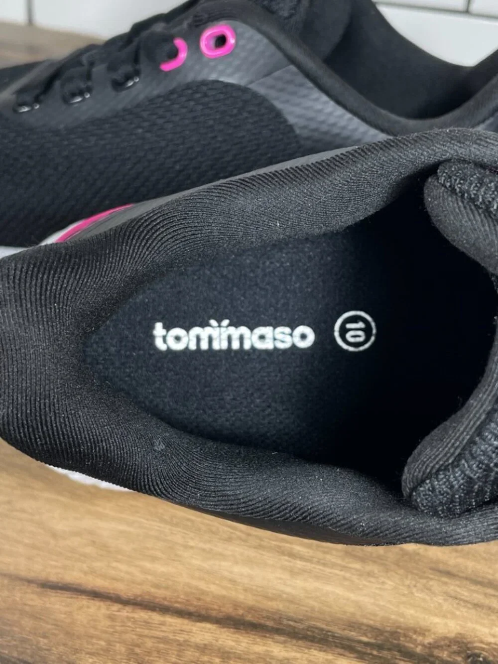 Tommaso Capri II Indoor Cycling Shoes Womens Size 10 Black Pink Biking Sneaker