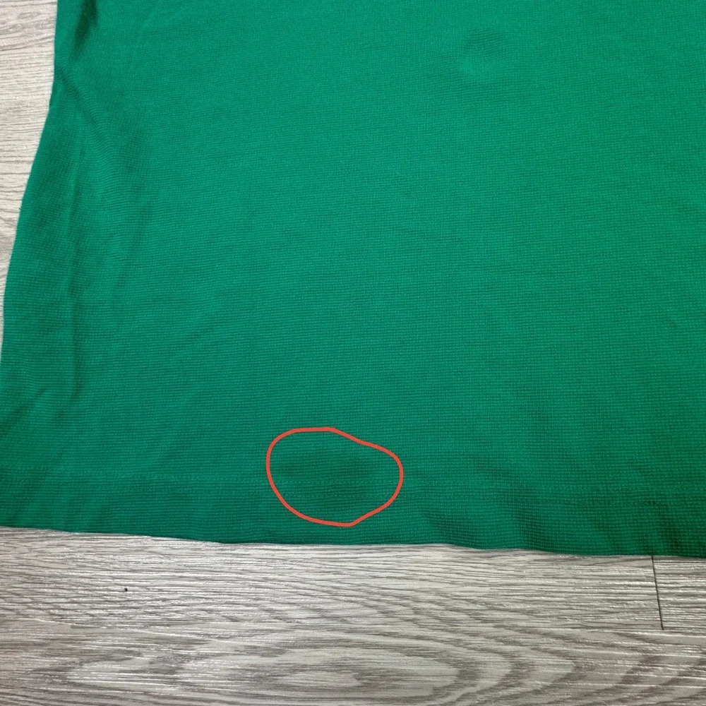 Lacoste *orders ship