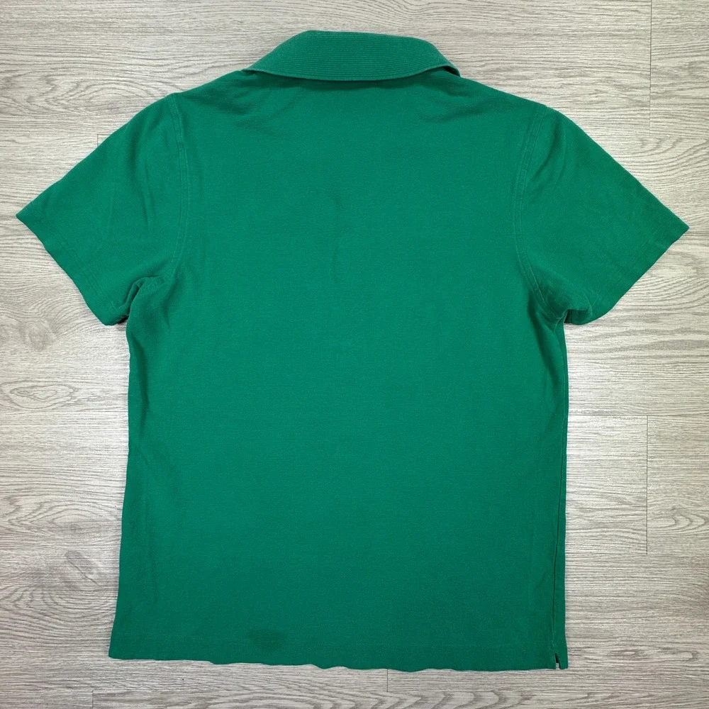Lacoste *orders ship