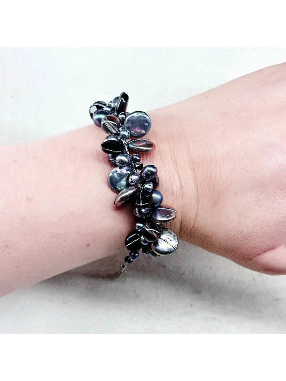 3008u. Glass Faux Pearl Bracelet Purple