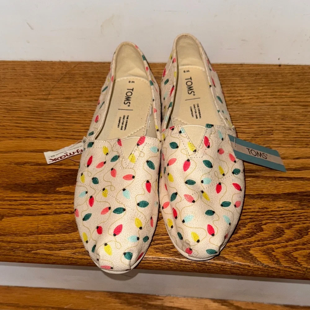 Toms vibrant pattern lights