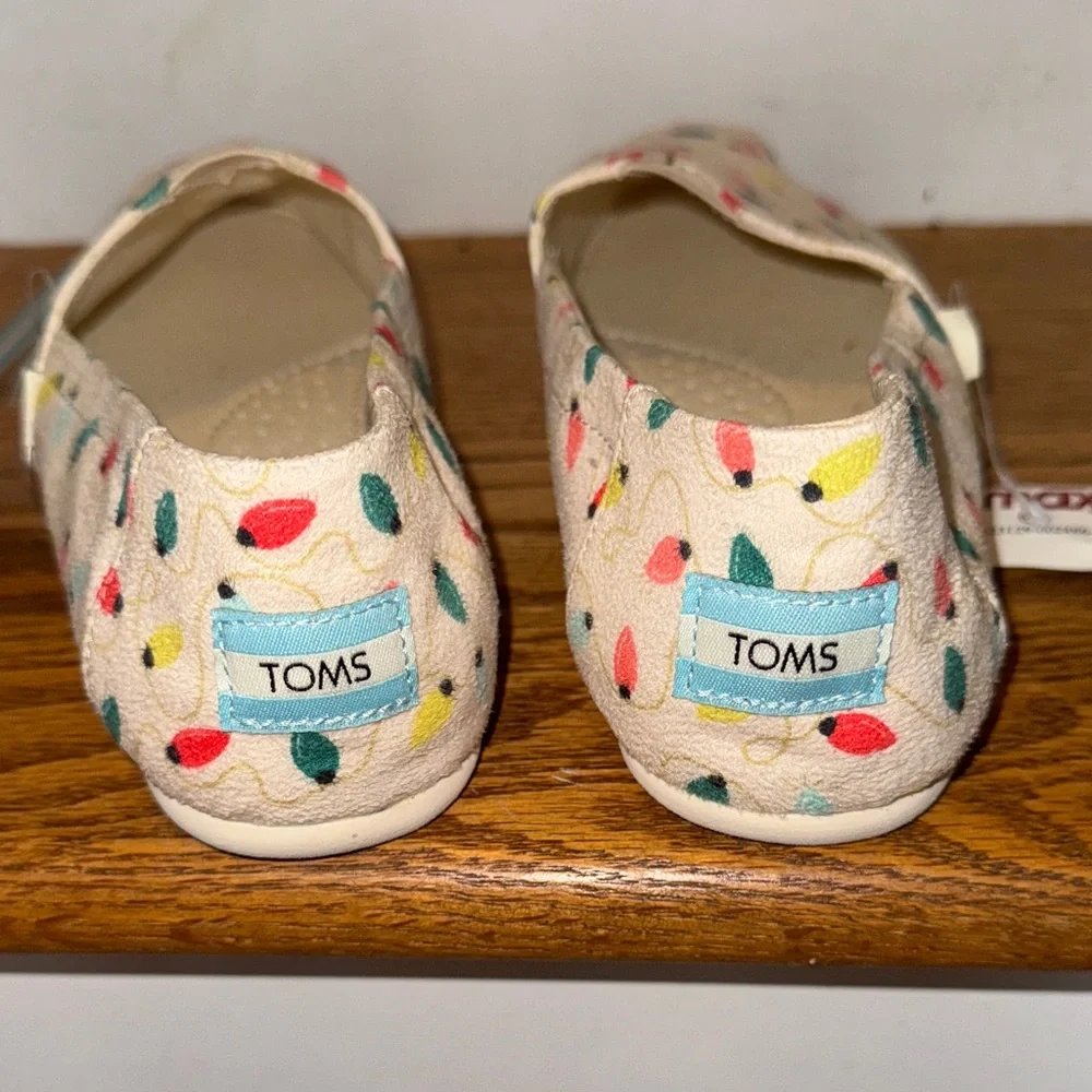 Toms vibrant tree nwt