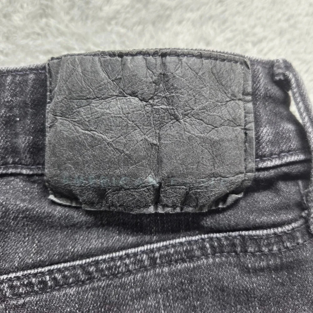 American Eagle Outfitters good pre