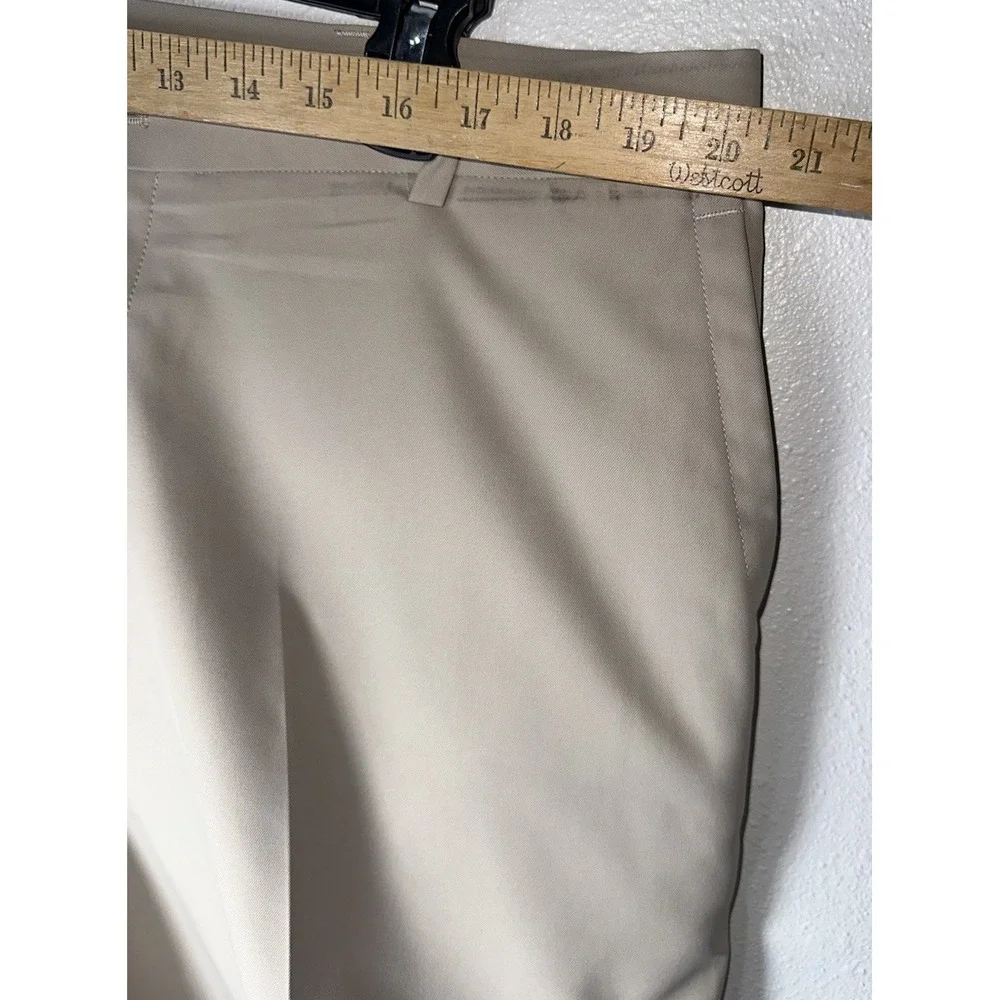 Peter Millar Crown Sport Shorts‎ Mens 40 Tan Chino Salem Performance Golf Casual