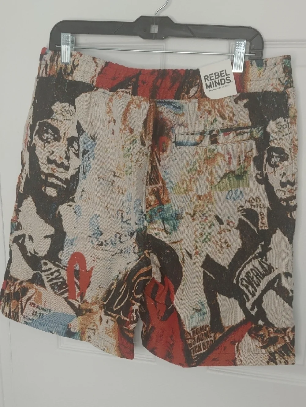 Rebel Minds stylish flat