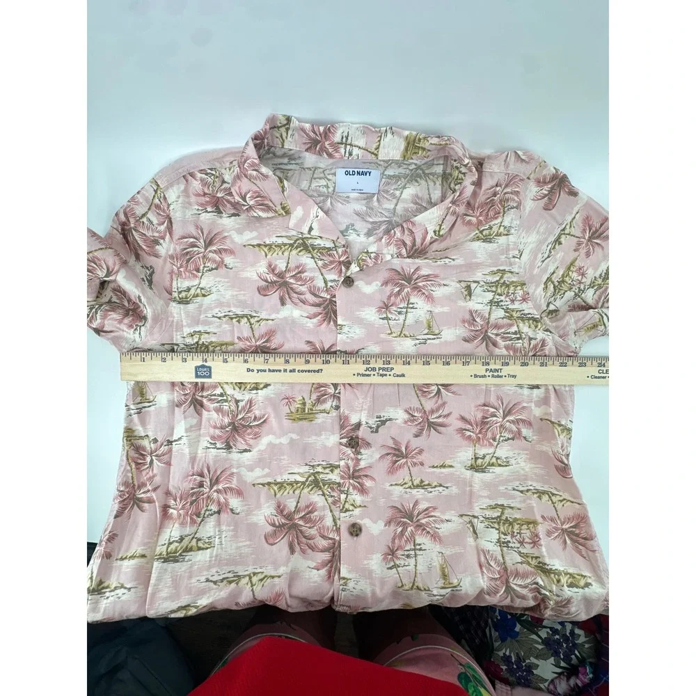 Old Navy short sleeve