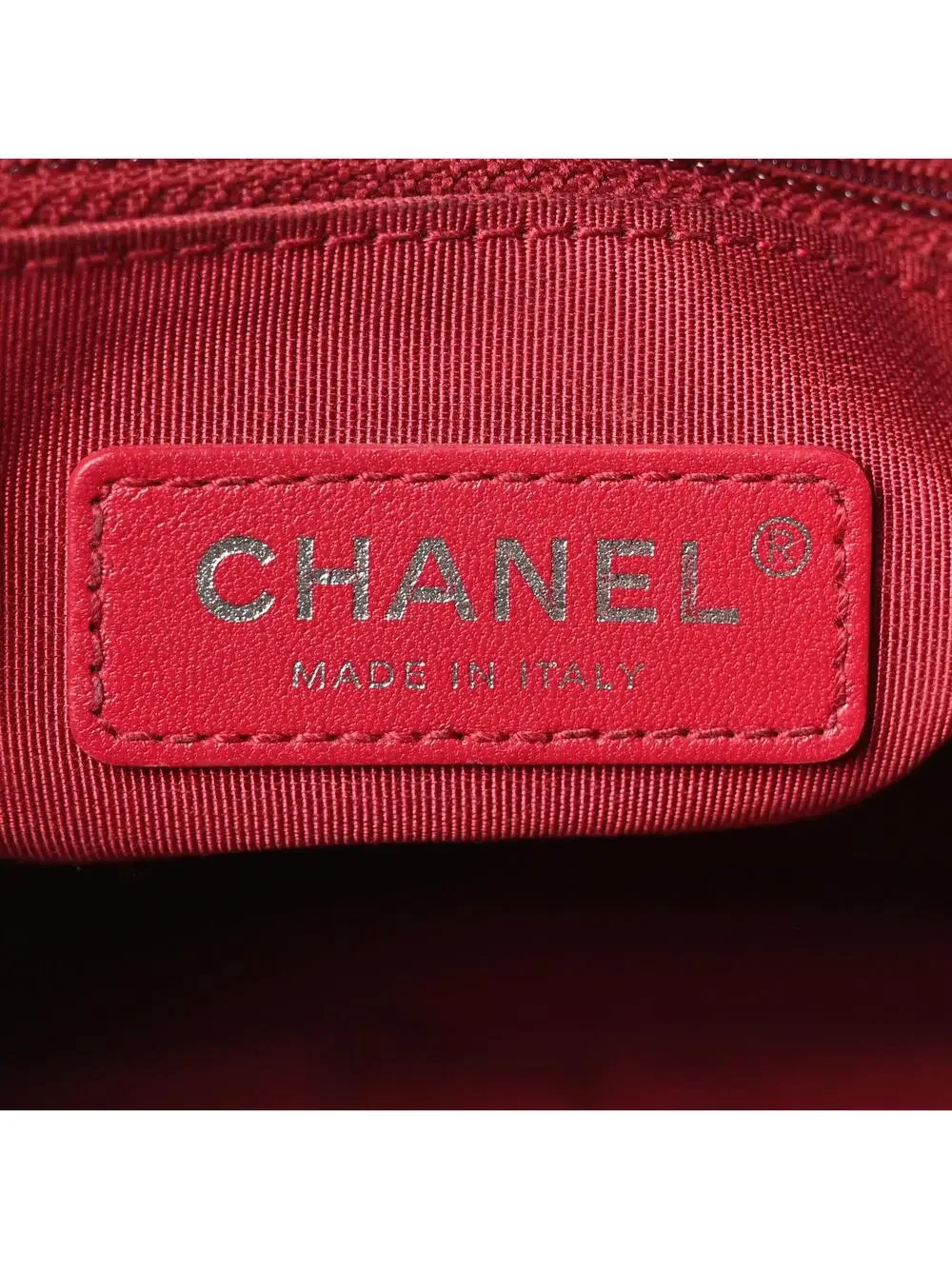 CHANEL measuring trends
