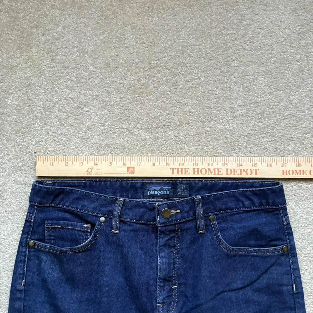 Patagonia Jeans Womens 33x28.5 Dark‎ Wash Straight Regular Organic Cotton Denim