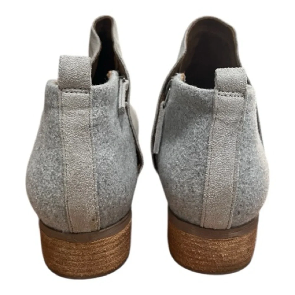 Toms elegant light