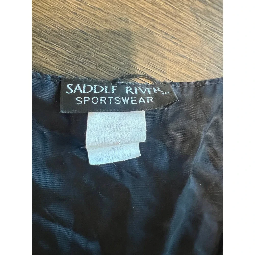Saddle River Sportswear embrace festive