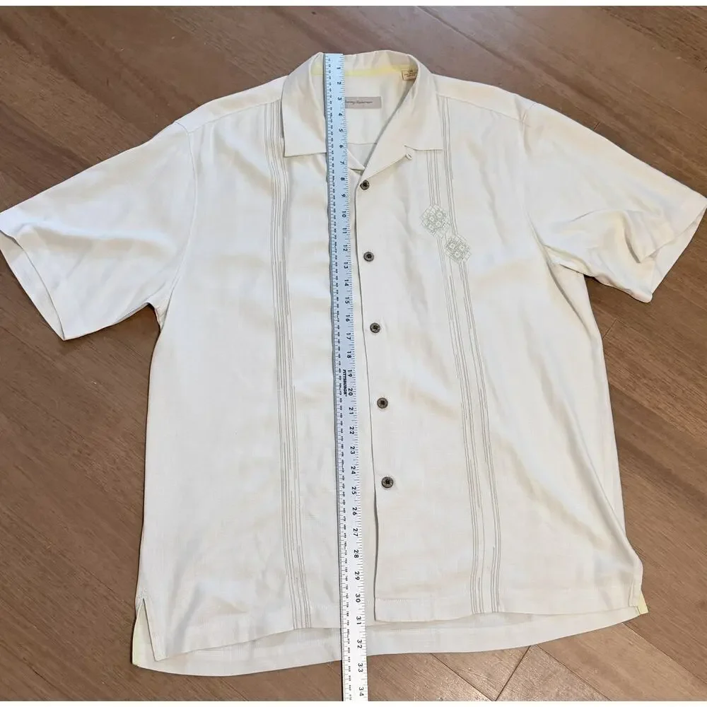 TOMMY BAHAMA Shirt Mens L Button Up Short Sleeve Cream 100% Silk Textured EUC