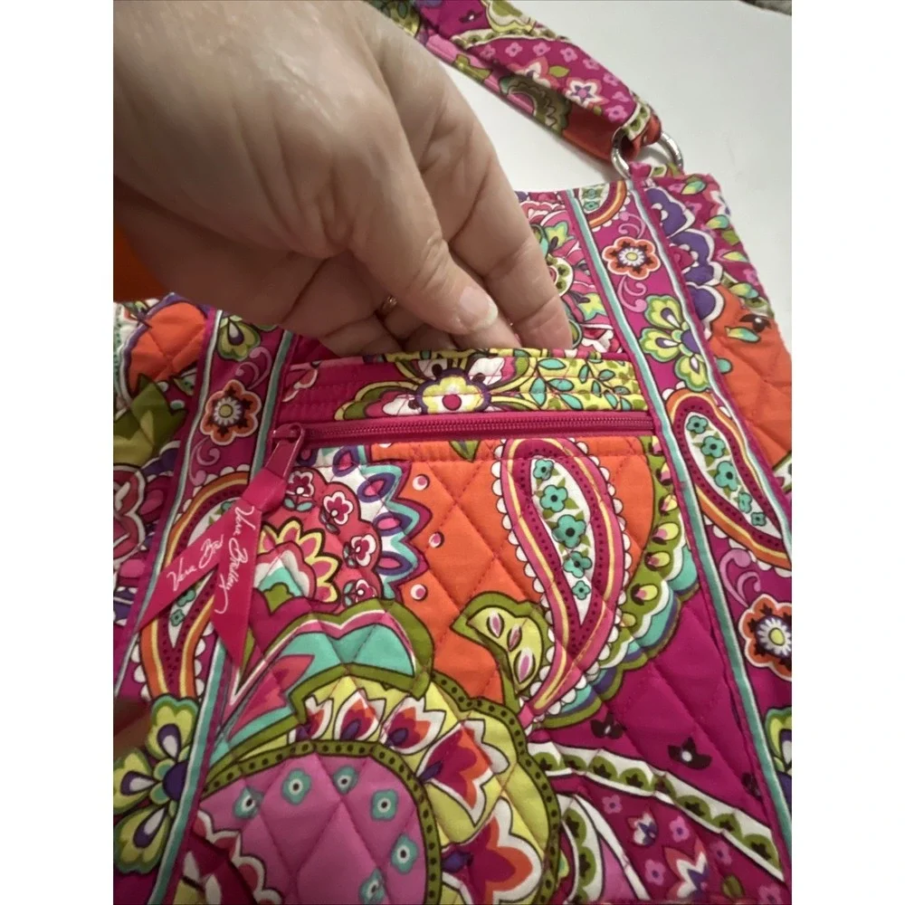 Vera Bradley going adjustable