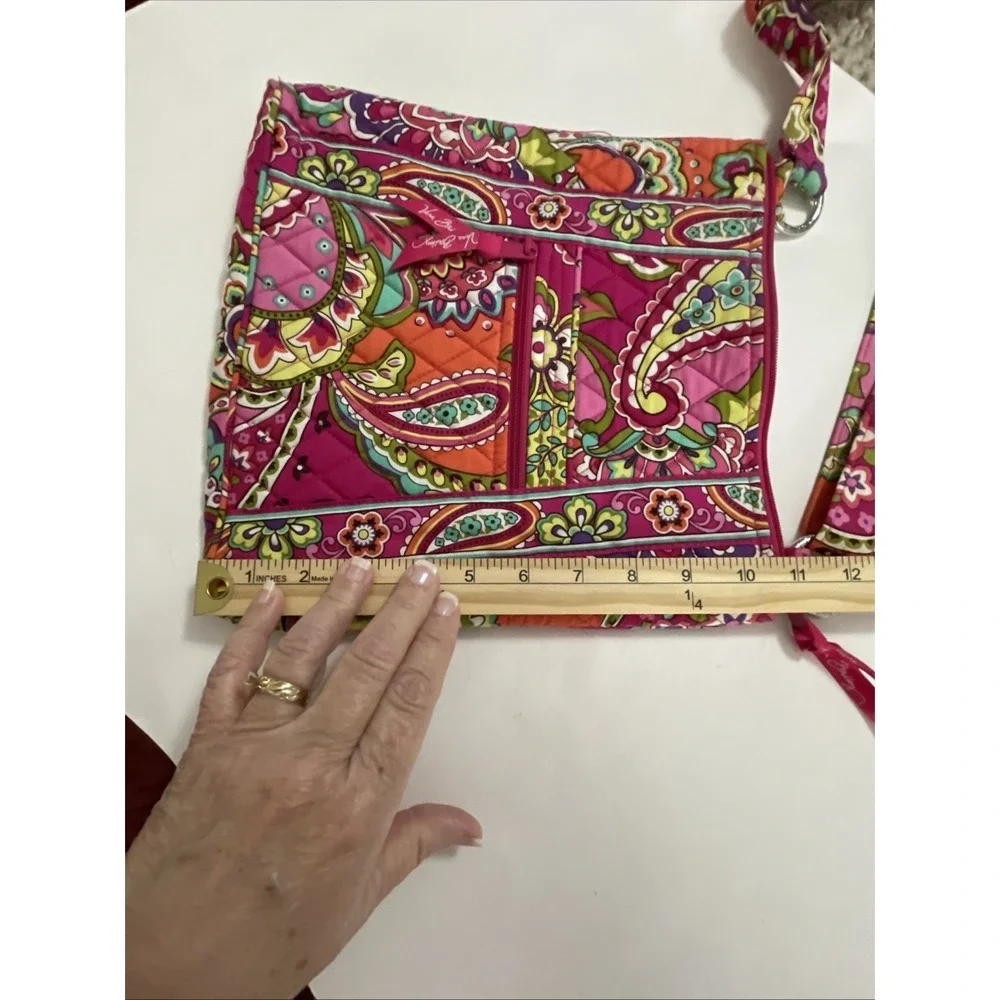 Vera Bradley cotton shoulder exterior