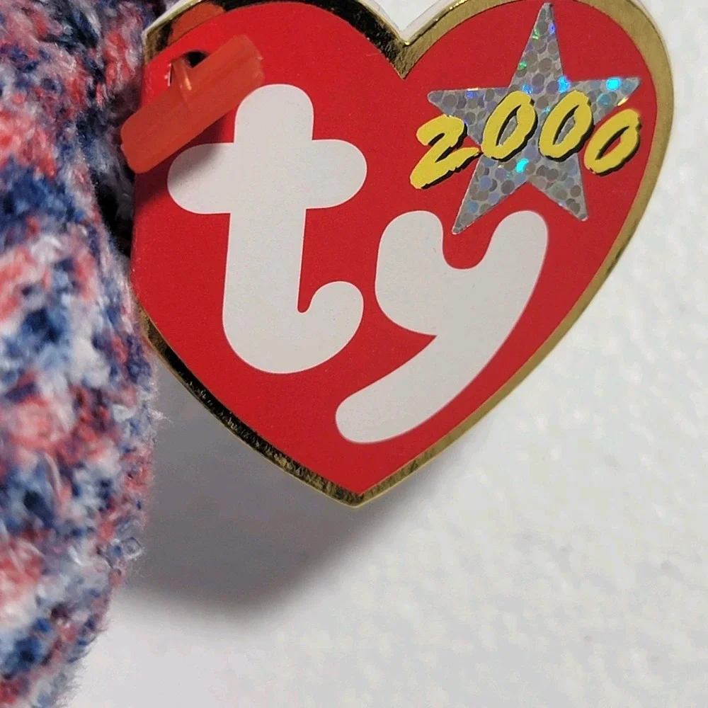 Ty 2000 red