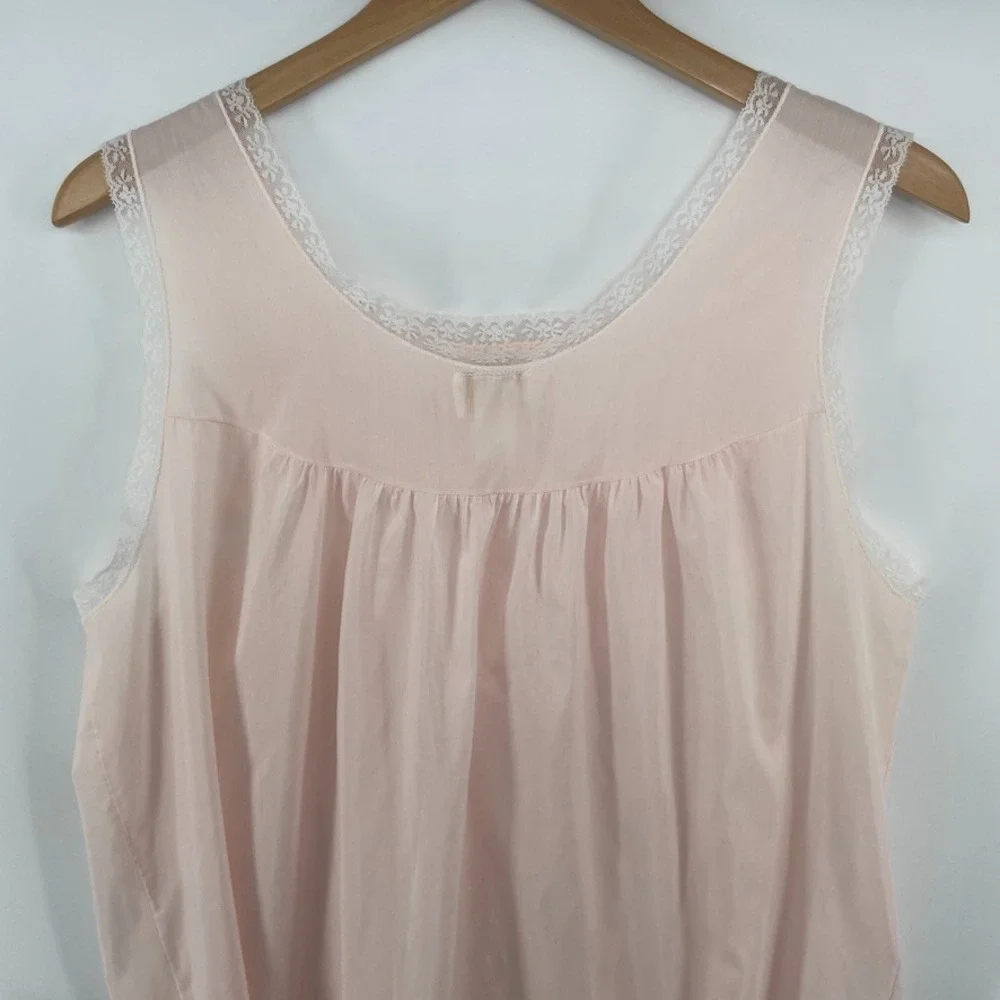 barbizon vintage nightgown