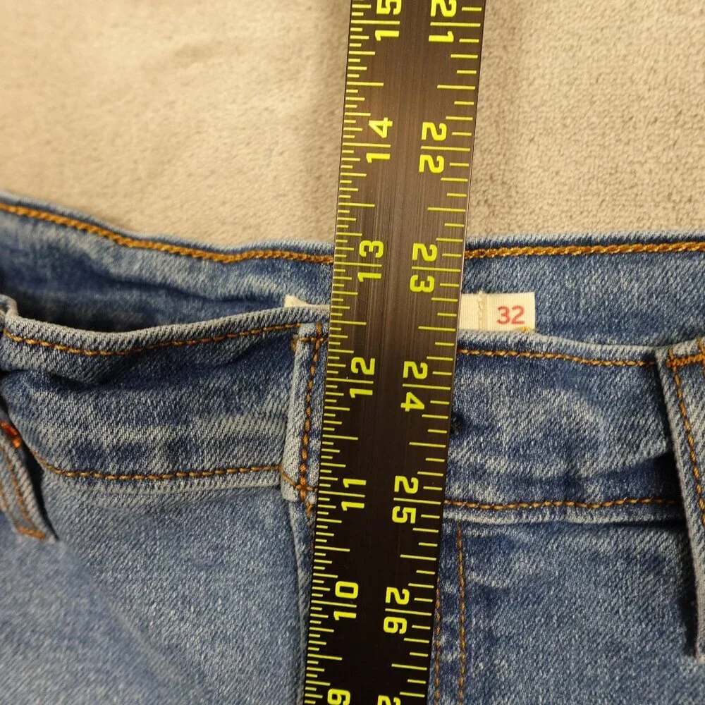 Levi's jeans wedgie straight women's 32 light wash blue red tab‎
