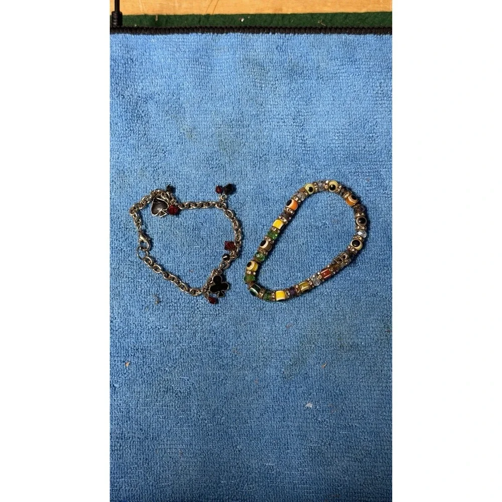 2 Vintage Bracelets Lot – Charm Chain & Beaded Stretch Bracelet‎