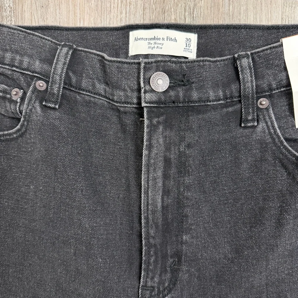 Abercrombie & Fitch abercrombie fitch