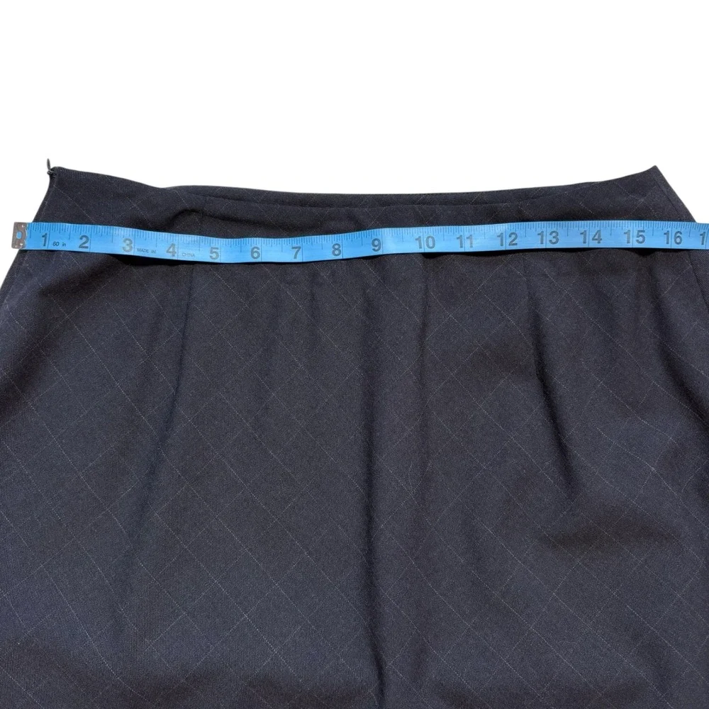 Lauren Ralph Lauren command attention