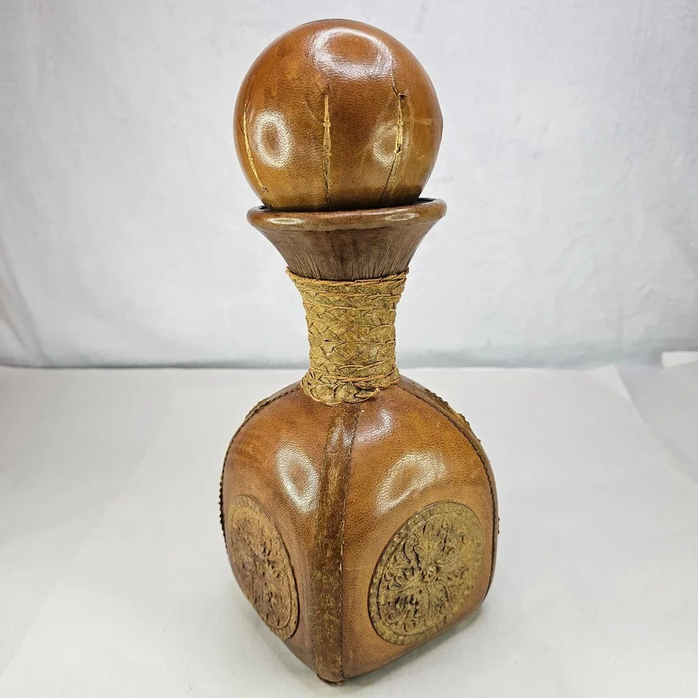 Vintage Brown Leather Decanter Bottle w/ Ball Stopper Rustic Neck Made in‎ Italy