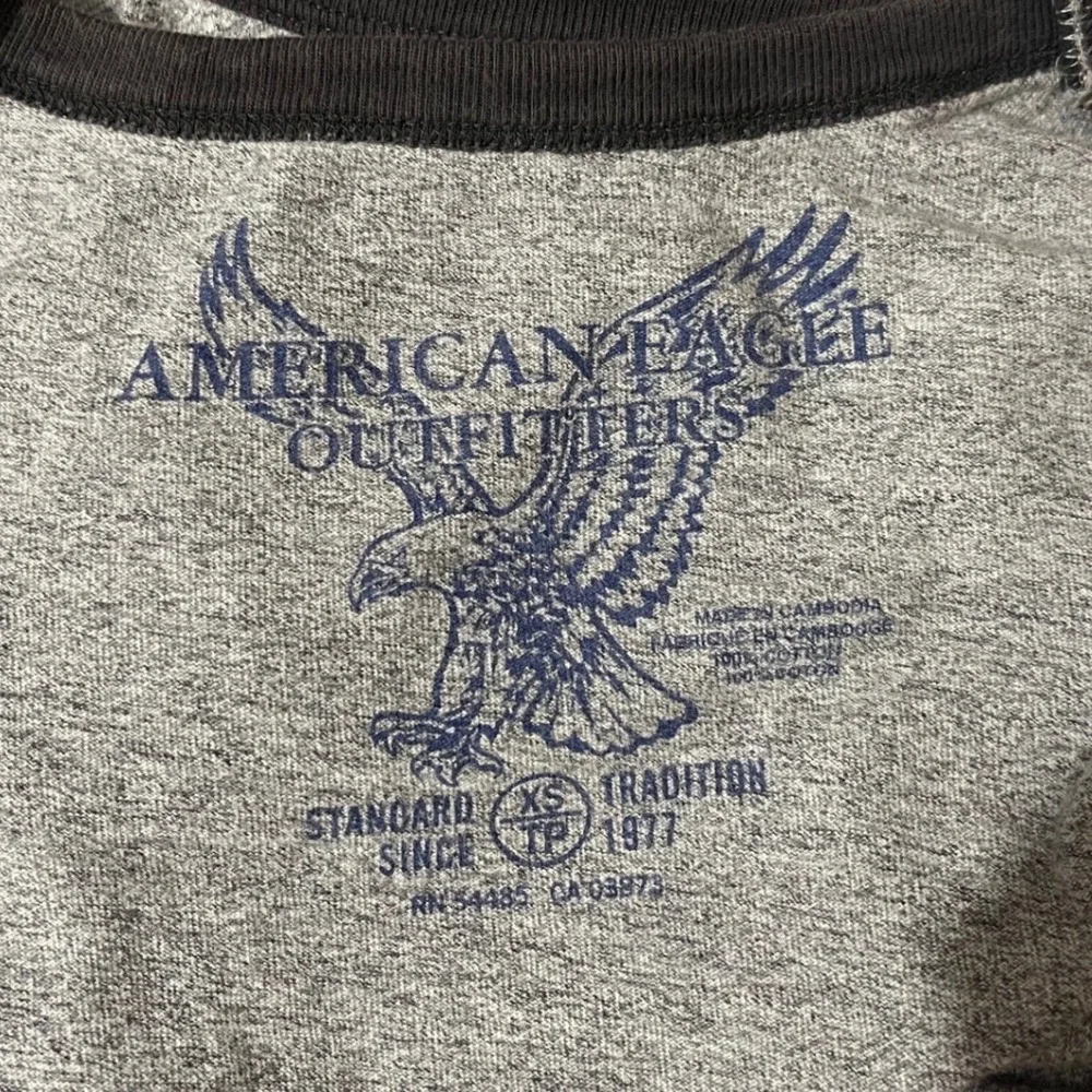American Eagle Outfitters AE Gray Ringer T-Shirt Graphic Tee Mens XS AE77 Casual