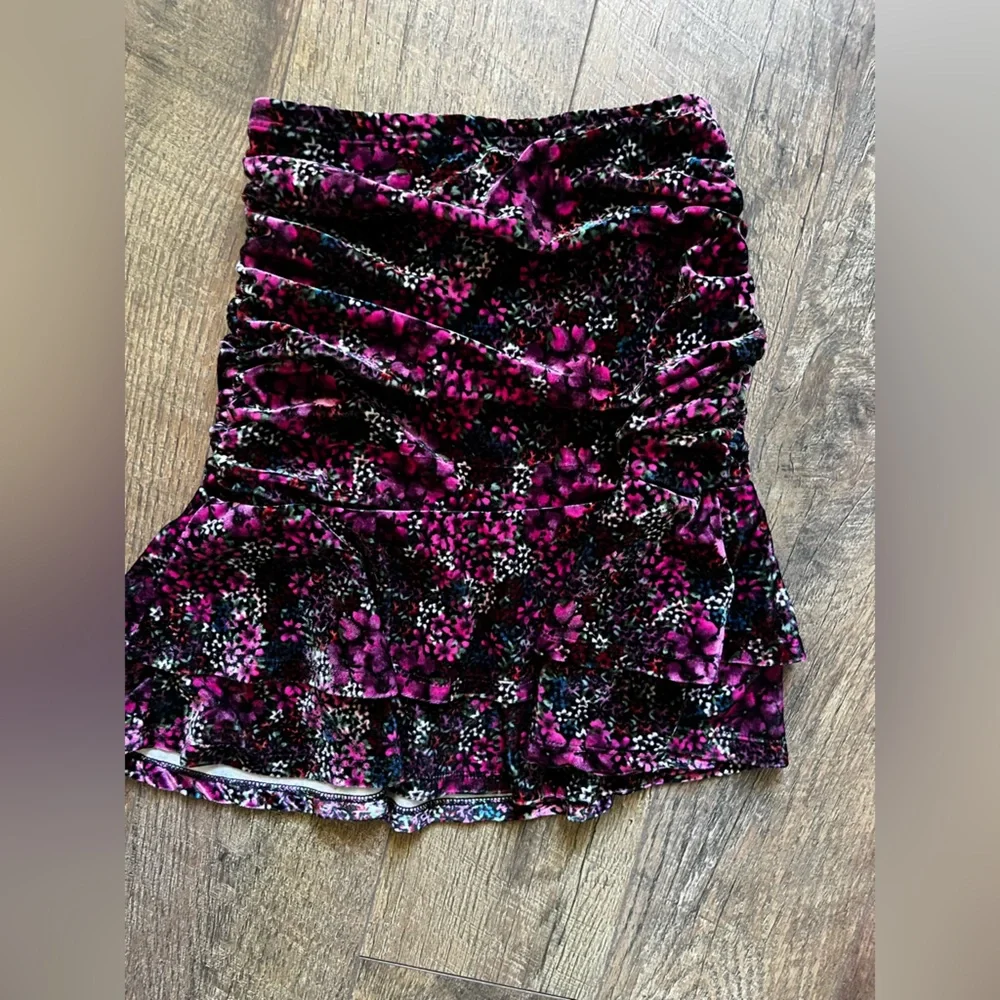 SO Floral Velvet Mini Skirt Ruched Ruffle Hem dark fairycore‎ size XS