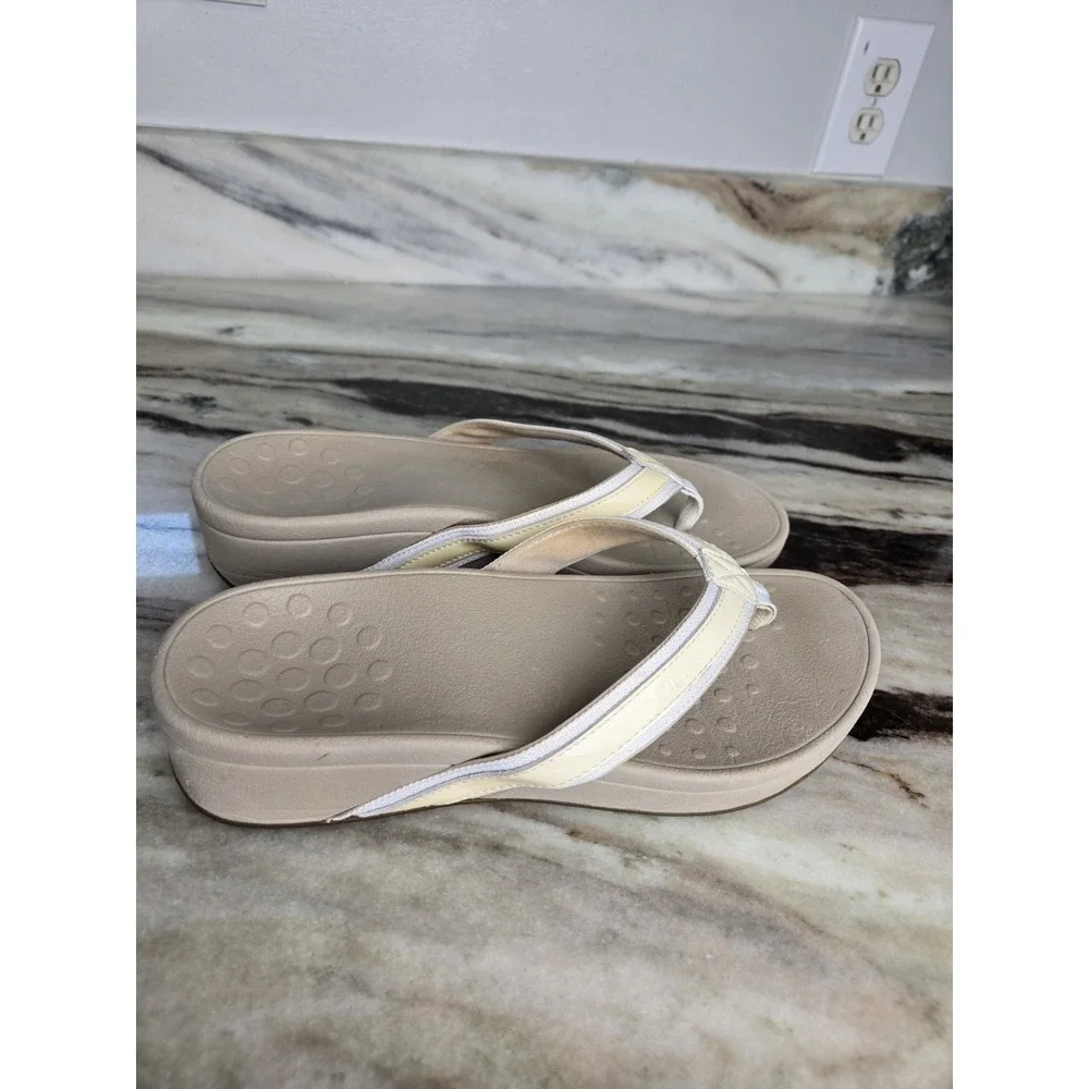 Vionic high tide
