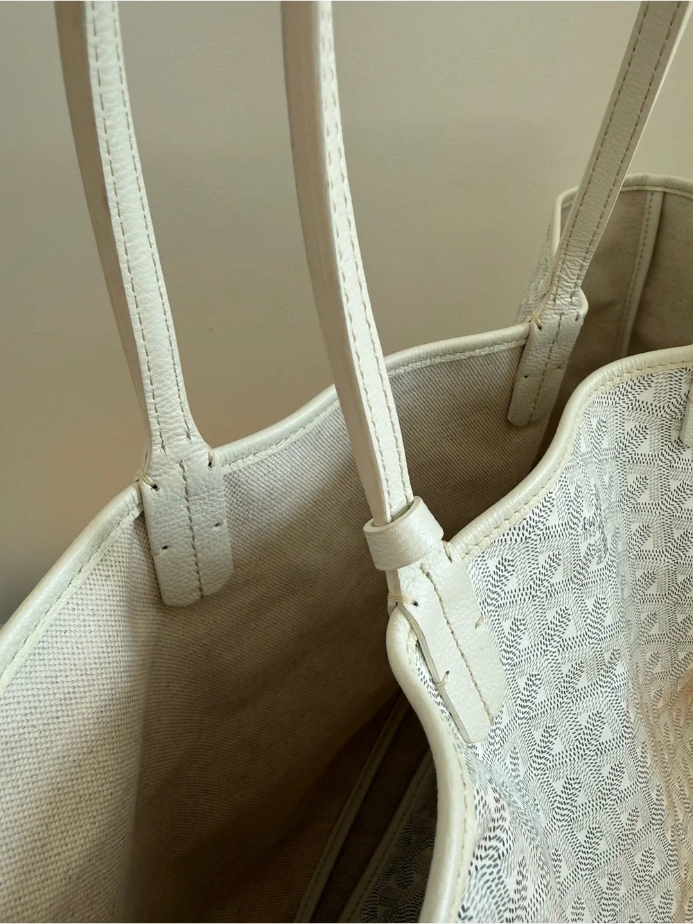 Goyard classic saint
