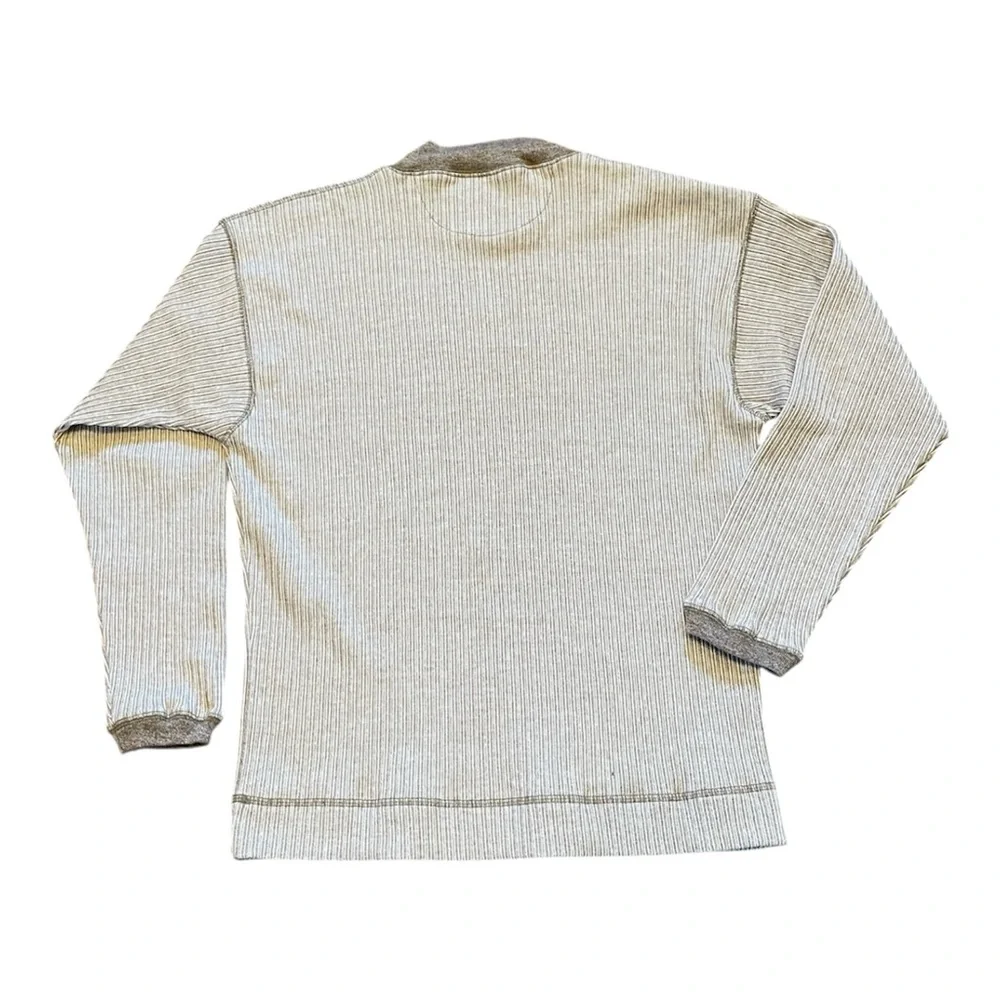 Concrete snags casual