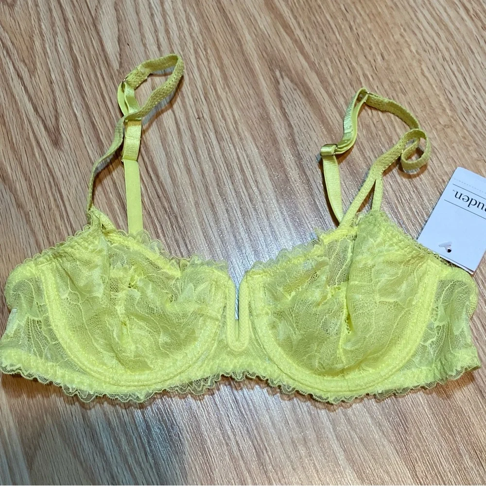 NWT Auden Unlined yellow lace balconette coverage bra‎ 32A