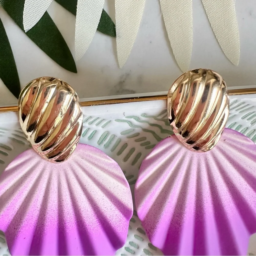 N/A ombre pink