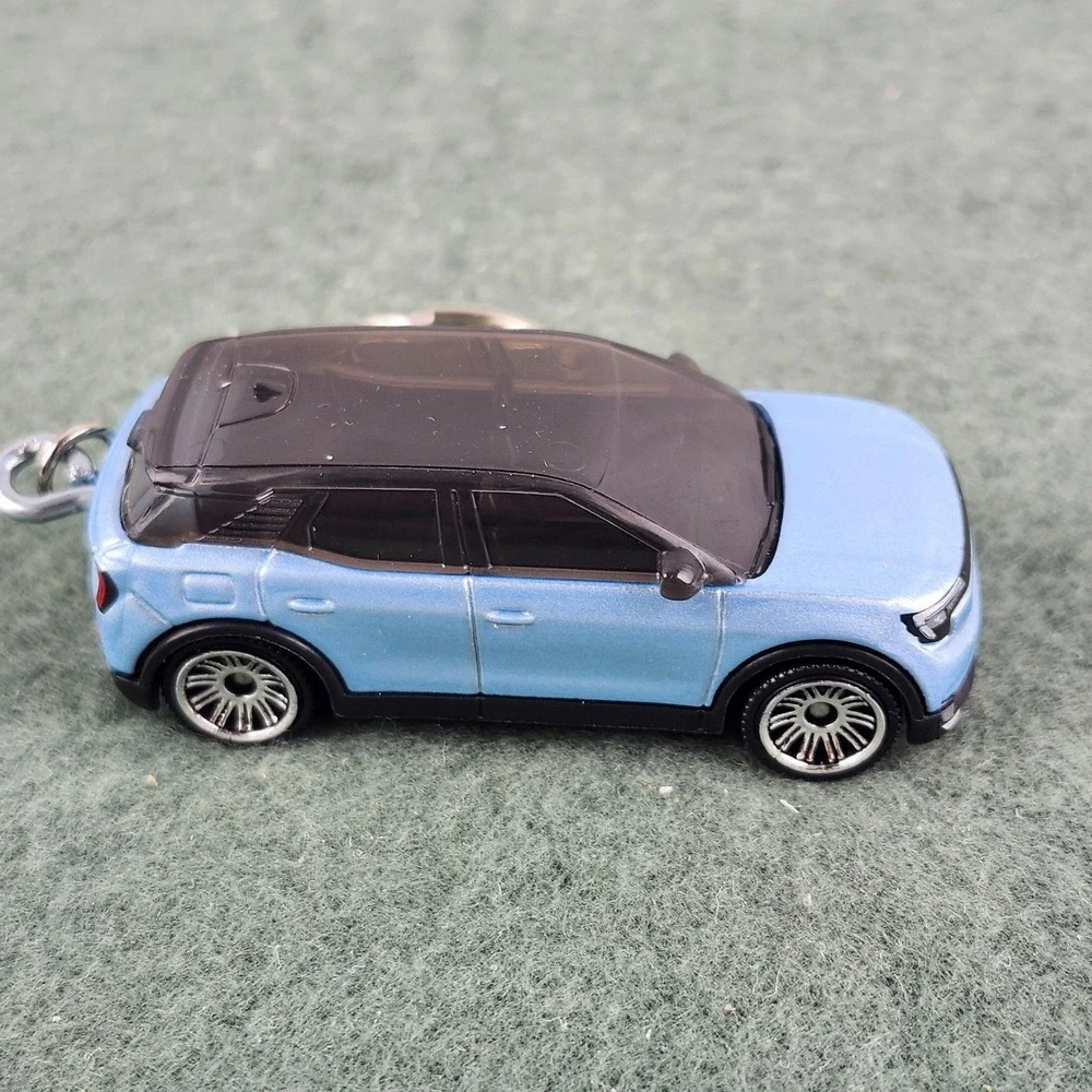 Matchbox‎ - 2025 Mainline 7/125 2024 Ford Explorer BEV (BBJBN40) Custom Keychain