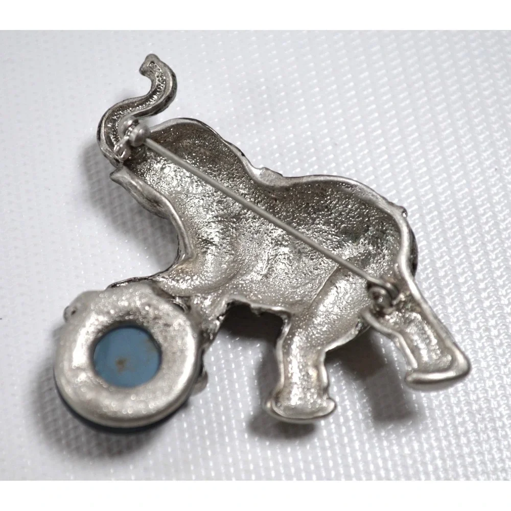 The Unbranded Brand vintage silver