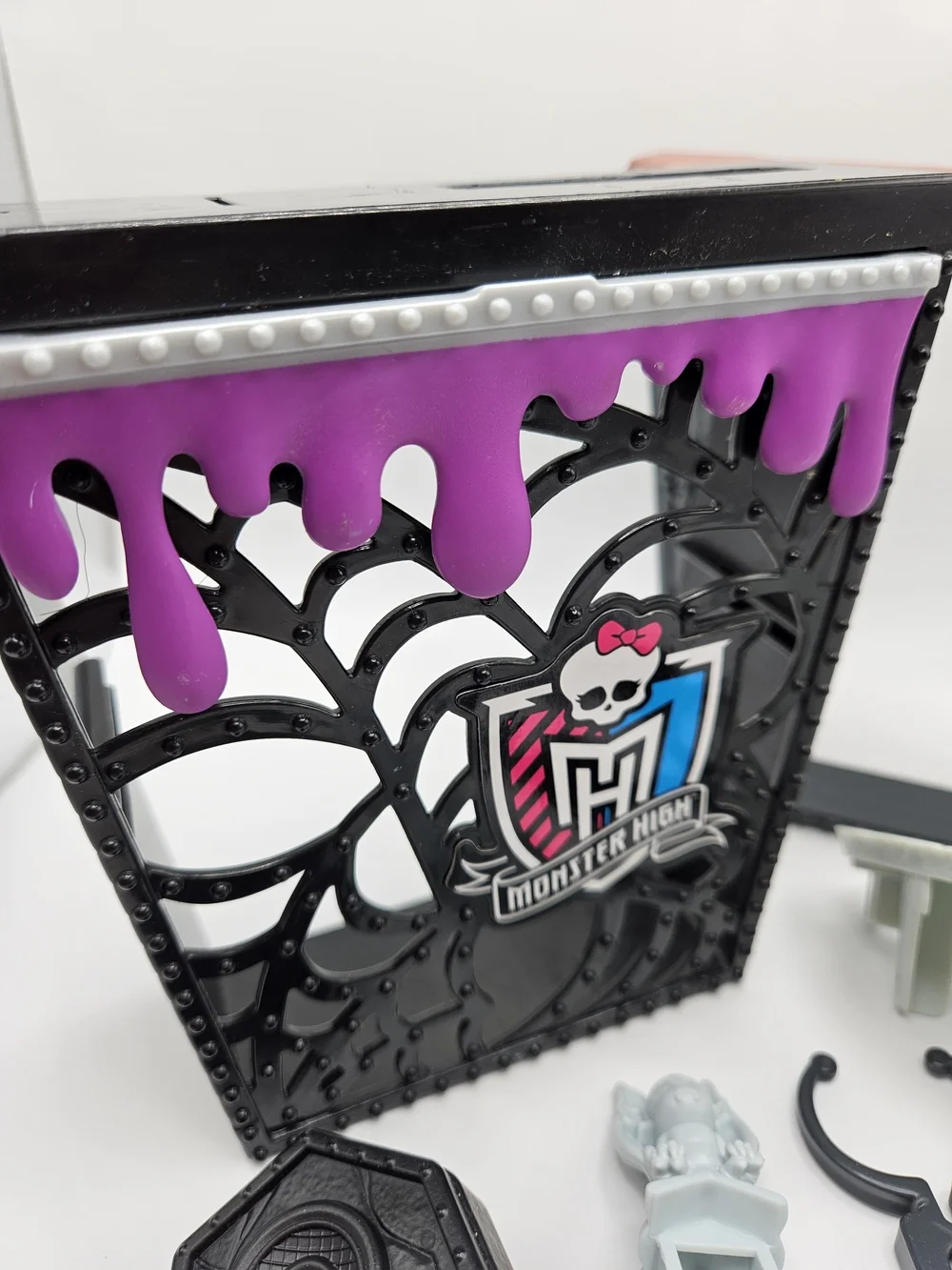 monster high deadluxe replacement part