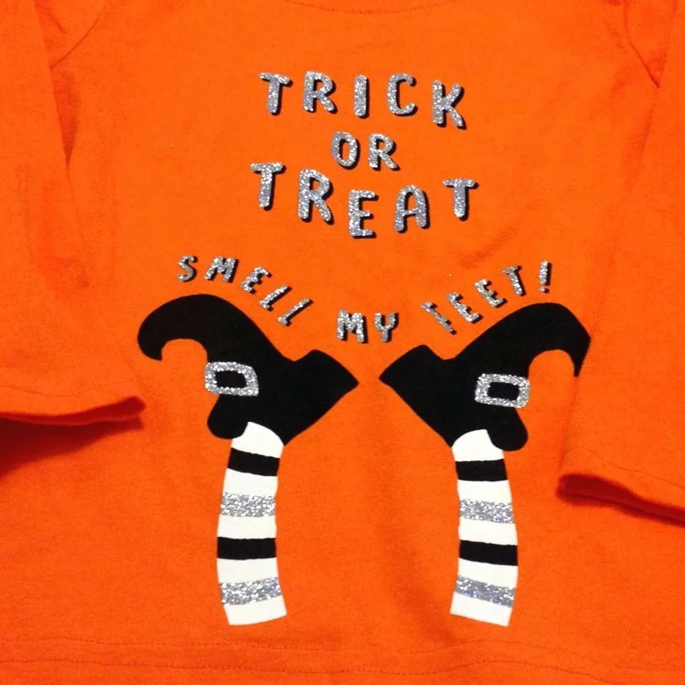 Halloween Trick or Treat Smell My Feet Shirt, 3T