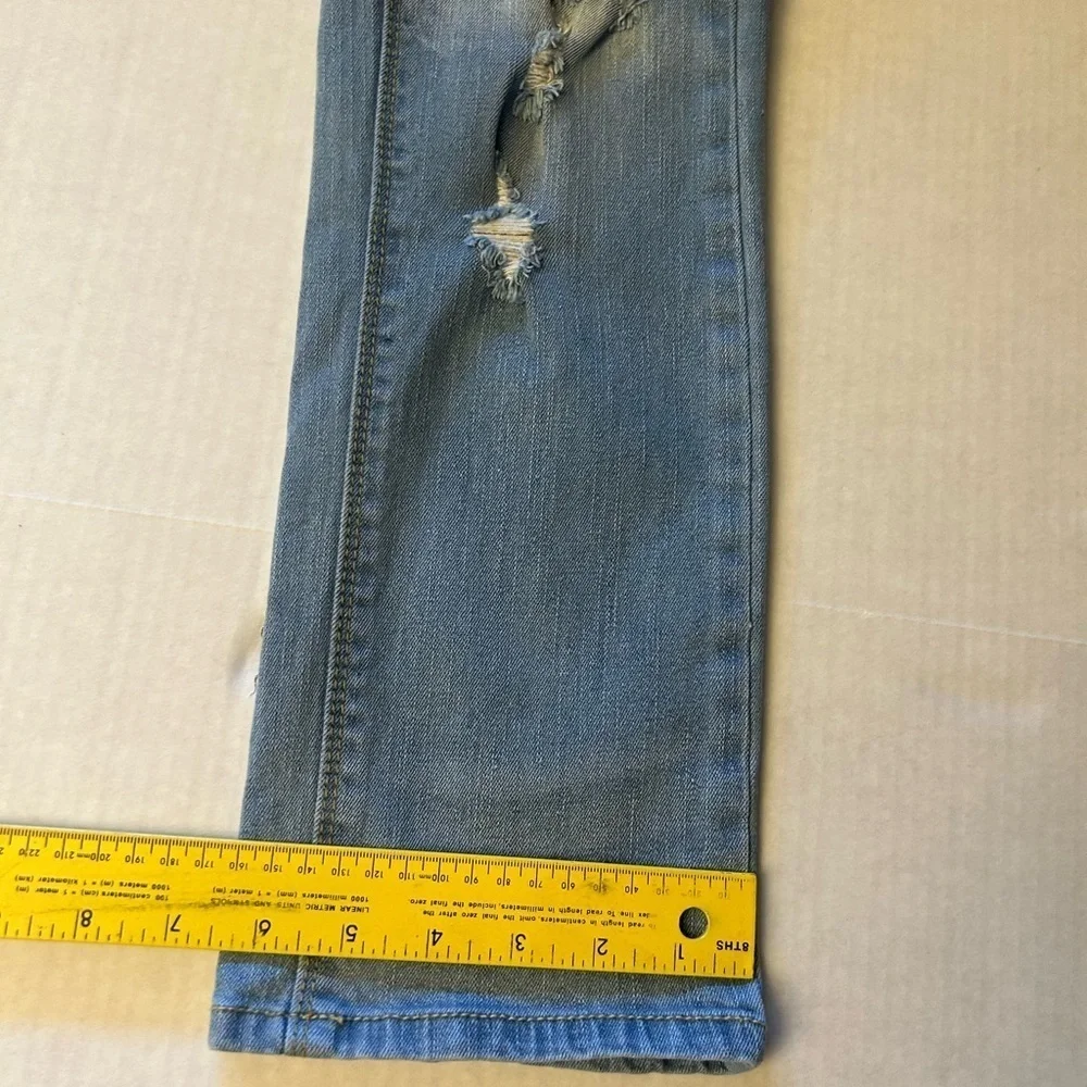 EST 1946 Denim Contemporary Blue Jeans Distressed with Natural Fading Sz-6.‎ F8