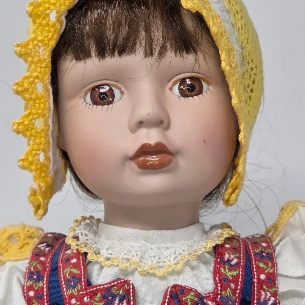 N/A charming vintage