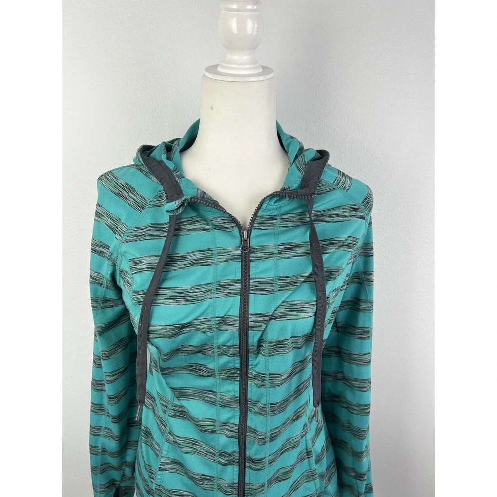lukka size large