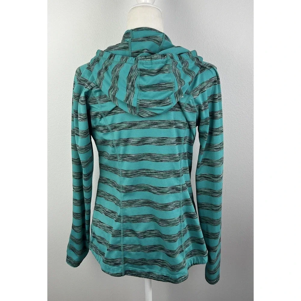 lukka size large