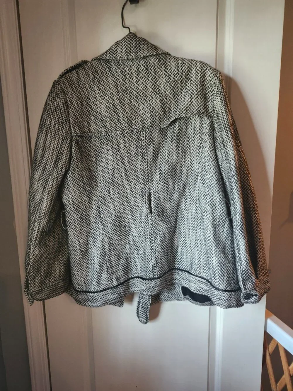 Banana Republic Black & White Classic Wardrobe Belted Trench Coat