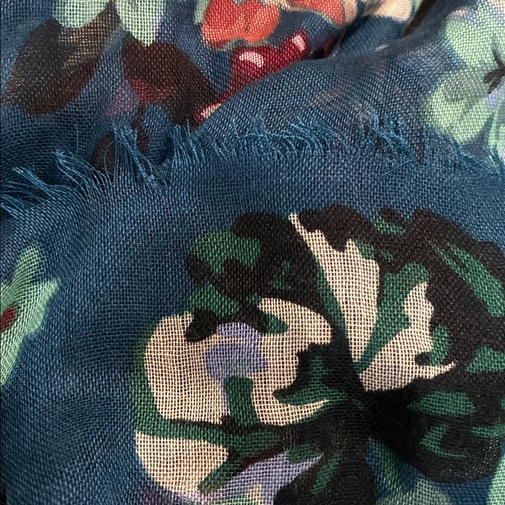 N/A elegant navy