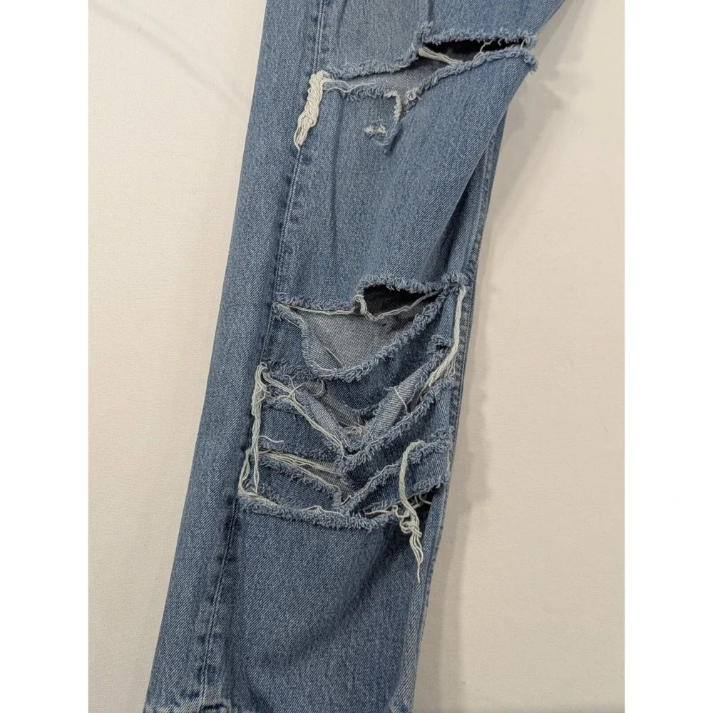 Levis several rips