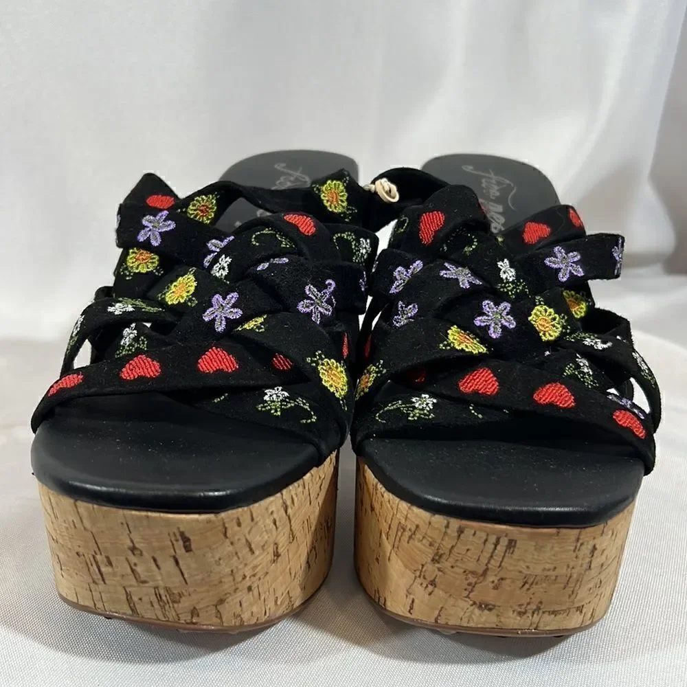 FREE PEOPLE LISBON PLATFORM MULES SIZE 39 NWT