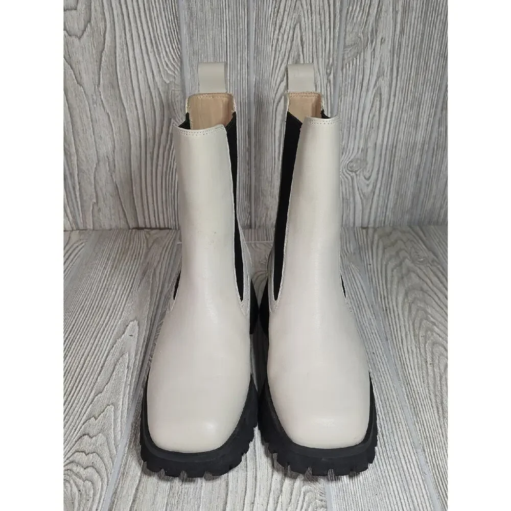 Clarks pre owned