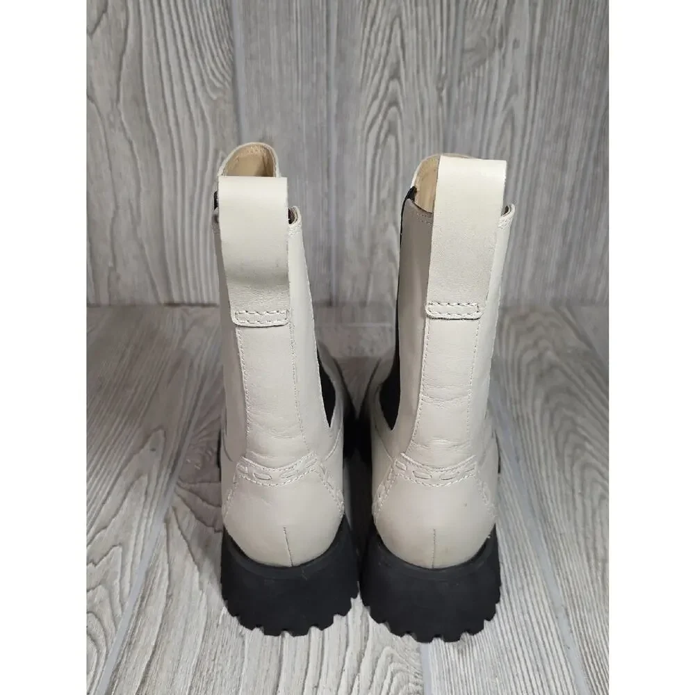 Clarks pre owned
