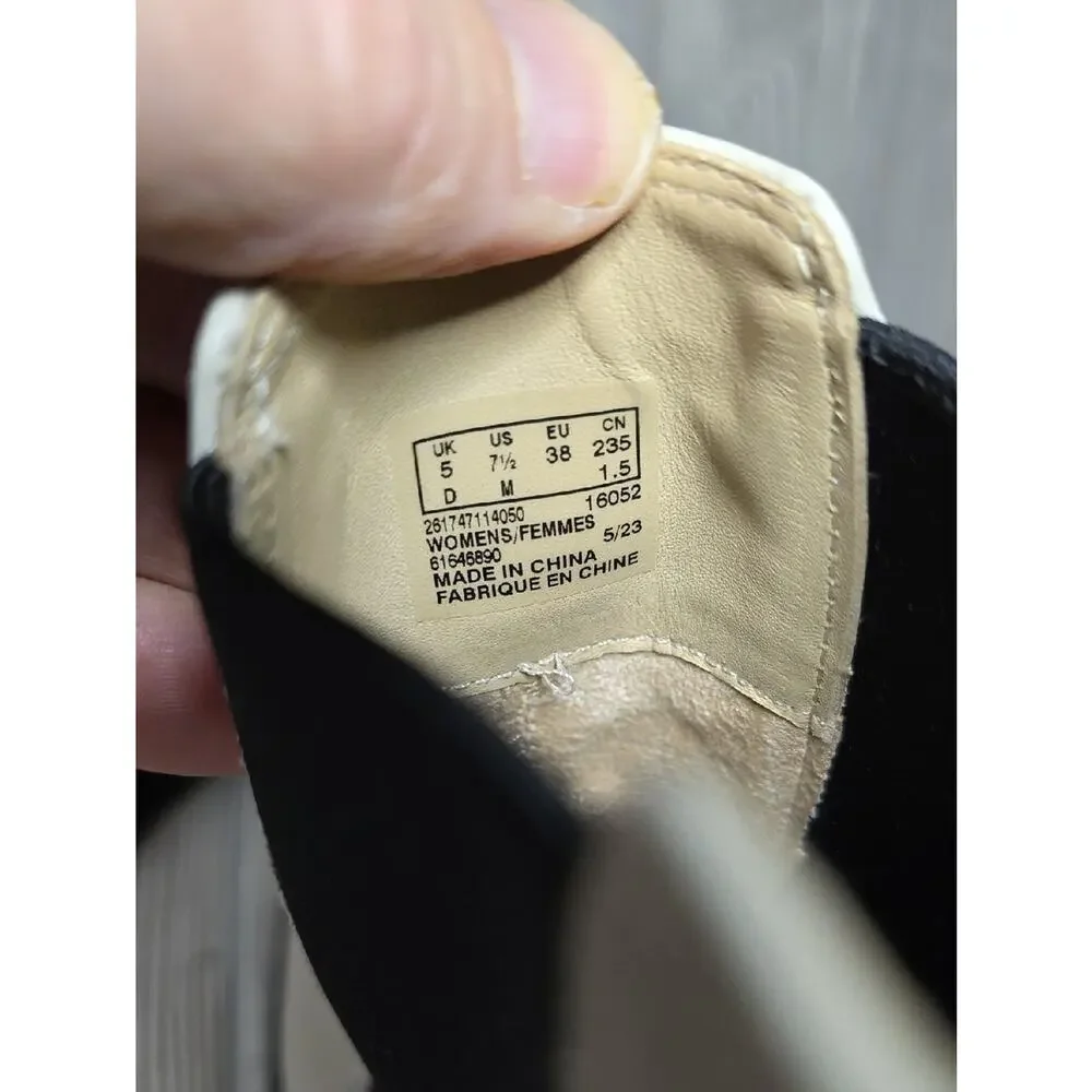 Clarks pre owned