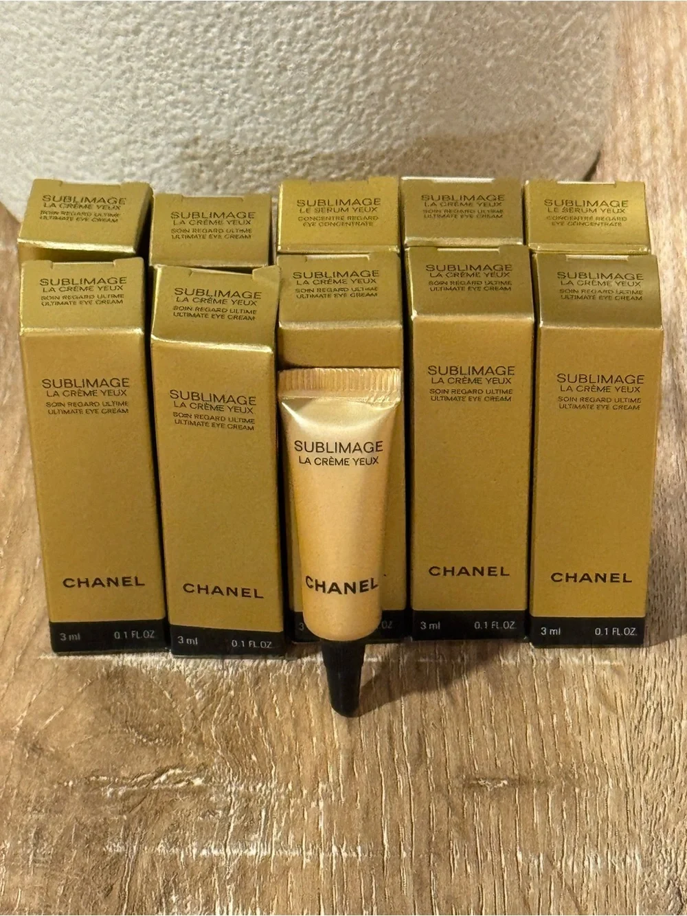CHANEL yeux luxe