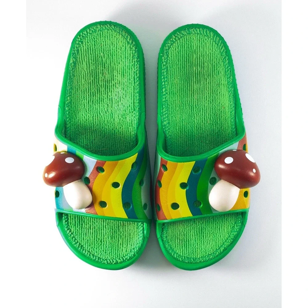 CROCS zen garden