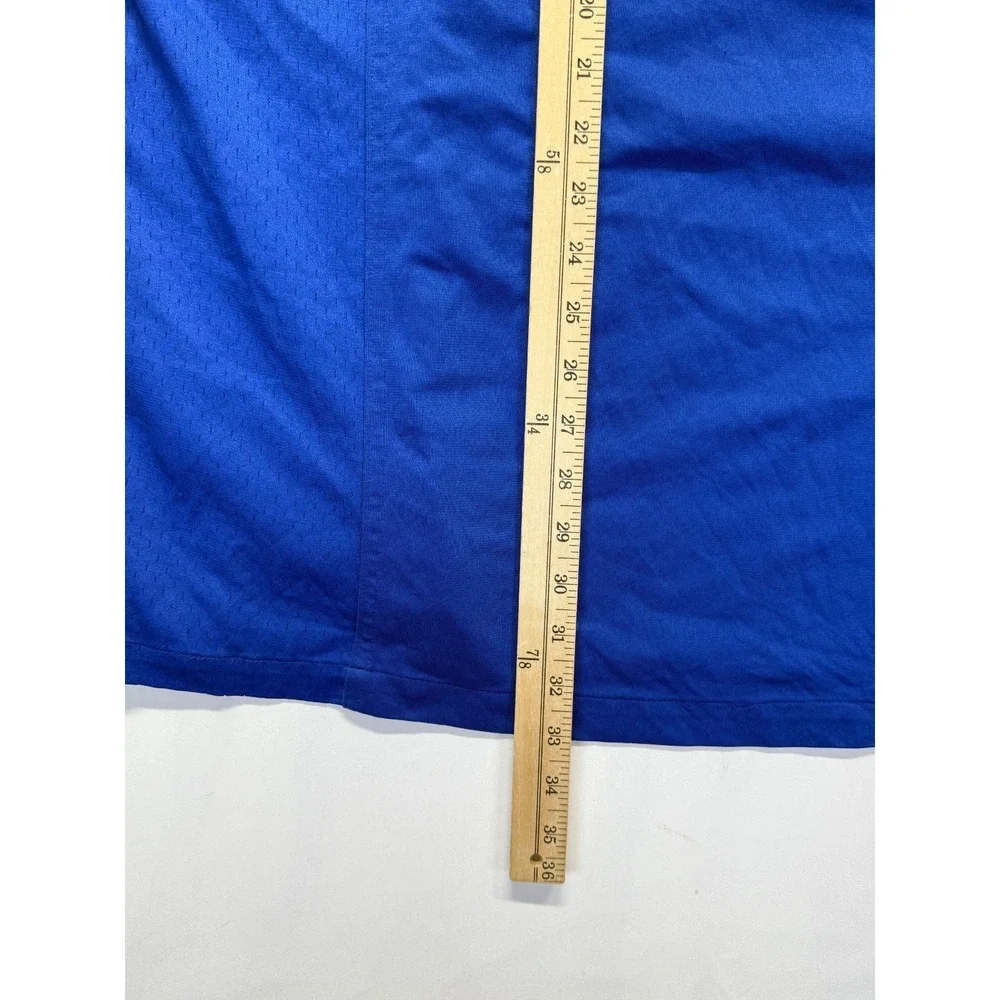 Nike measurements featuring support