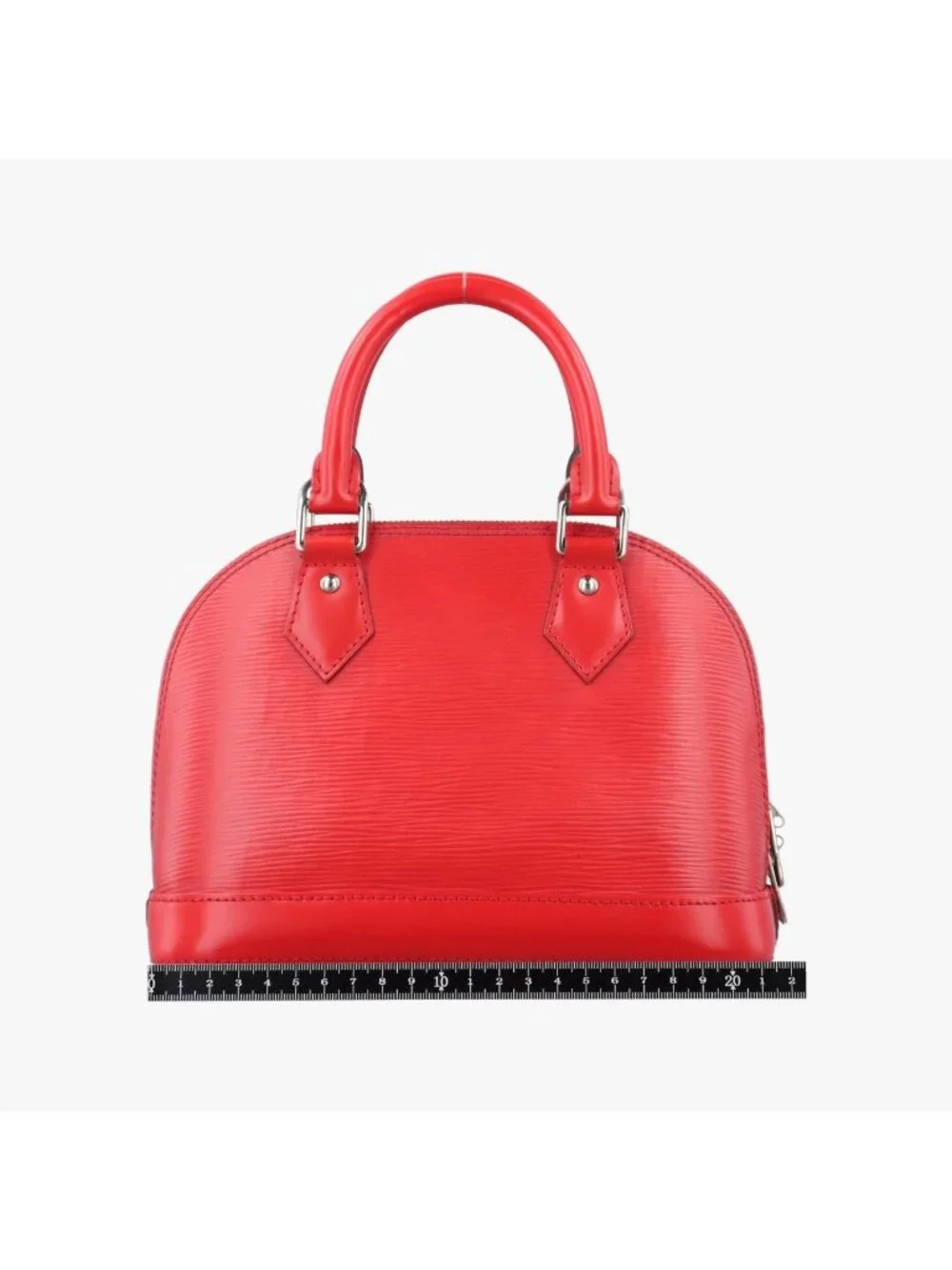 Louis Vuitton 33 warehouses